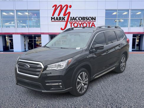 Used 2022 Subaru Ascent Limited image 1