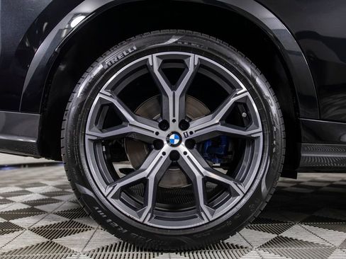 Used 2025 BMW X6 xDrive40i w/ Climate Comfort Package AWD/4WD image 47