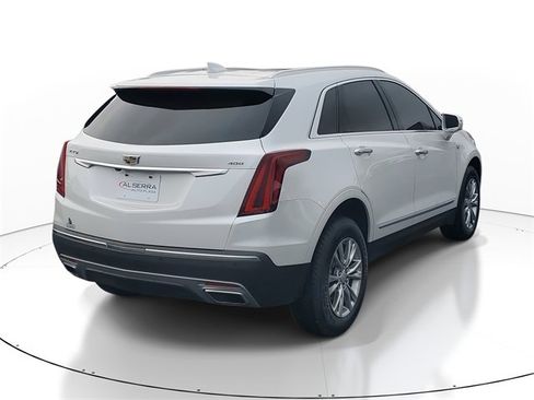 Used 2020 Cadillac XT5 Premium Luxury w/ LPO, Floor Liner Package image 4