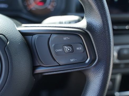 Used 2024 Jeep Gladiator Sport AWD/4WD image 30
