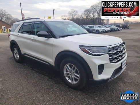 Used 2025 Ford Explorer Active image 6