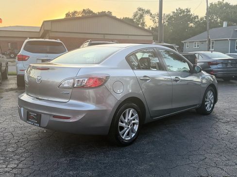 Used 2013 MAZDA MAZDA3 i Touring FWD image 4
