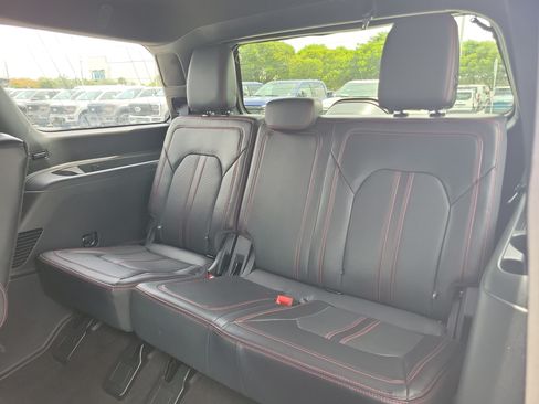 Used 2023 Ford Expedition Limited RWD image 14