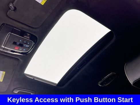 Used 2024 Hyundai Palisade Calligraphy image 17