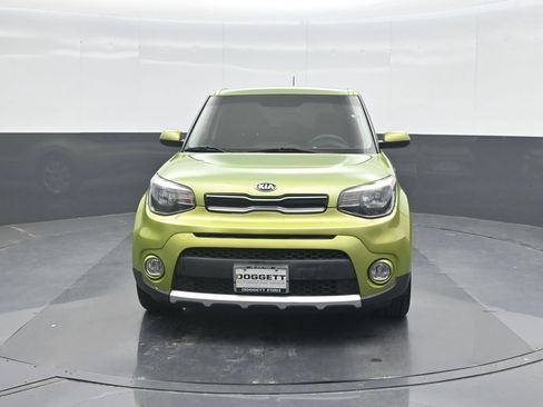 Used 2018 Kia Soul + FWD image 5
