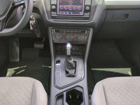 Used 2021 Volkswagen Tiguan S FWD image 18