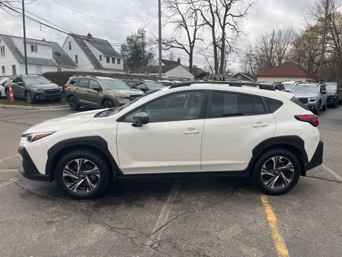 Certified 2024 Subaru Crosstrek 2.0i Premium image 9