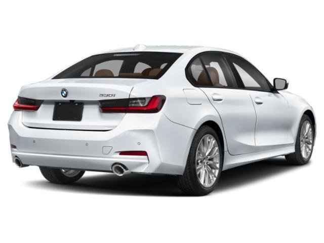 Used 2023 BMW 330i Sedan w/ Driving Assistance Package RWD image 2