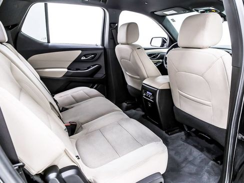 Used 2023 Chevrolet Traverse LS w/ Safety Package FWD image 33