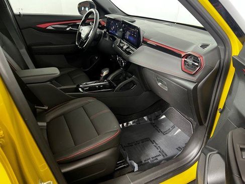 Certified 2025 Chevrolet TrailBlazer RS w/ Convenience Package image 21