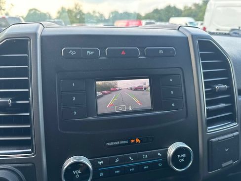 Used 2018 Ford Expedition Max XLT AWD/4WD image 17