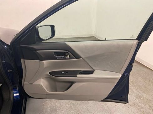 Used 2014 Honda Accord LX image 22
