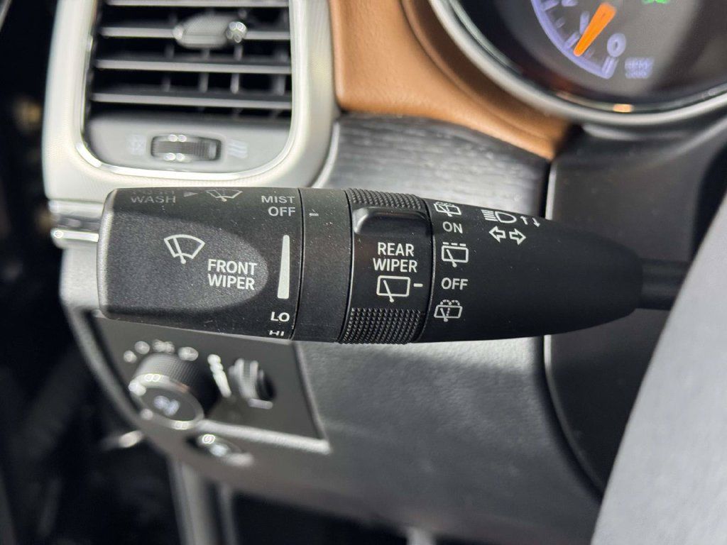 Used 2020 Jeep Grand Cherokee Summit AWD/4WD image 20
