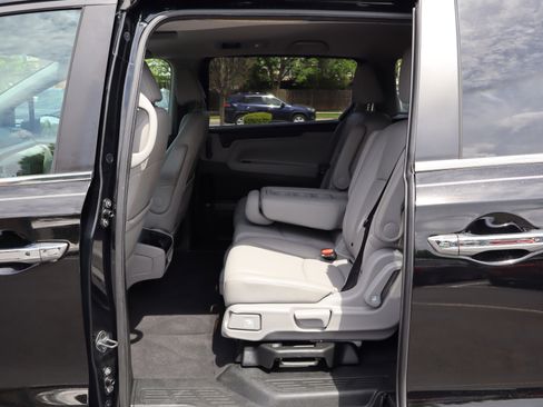 Used 2018 Honda Odyssey EX-L image 24
