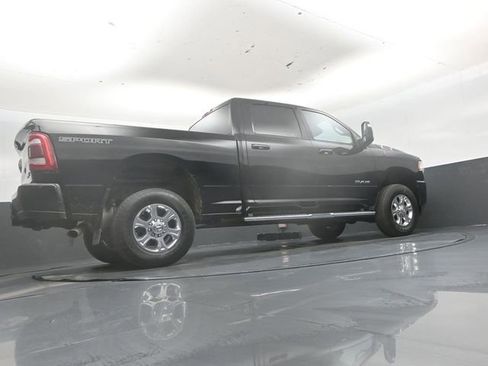 Used 2024 RAM 2500 Big Horn w/ Safety Group AWD/4WD image 39