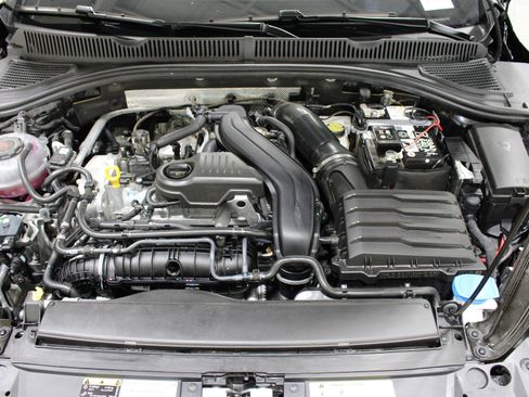 Used 2025 Volkswagen Jetta Sport FWD image 40