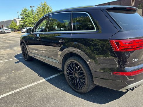 Used 2018 Audi Q7 3.0T Prestige w/ Prestige Package AWD/4WD image 1