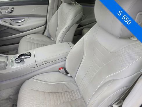 Used 2017 Mercedes-Benz S 550 Sedan image 11