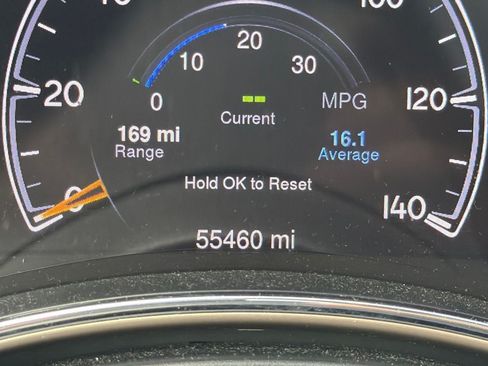 Used 2014 Jeep Grand Cherokee Overland w/ Advanced Technology Group AWD/4WD image 9