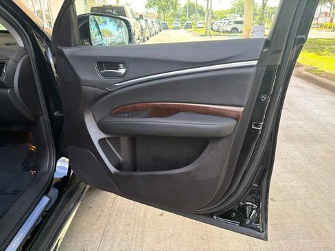 Used 2017 Acura MDX FWD image 19