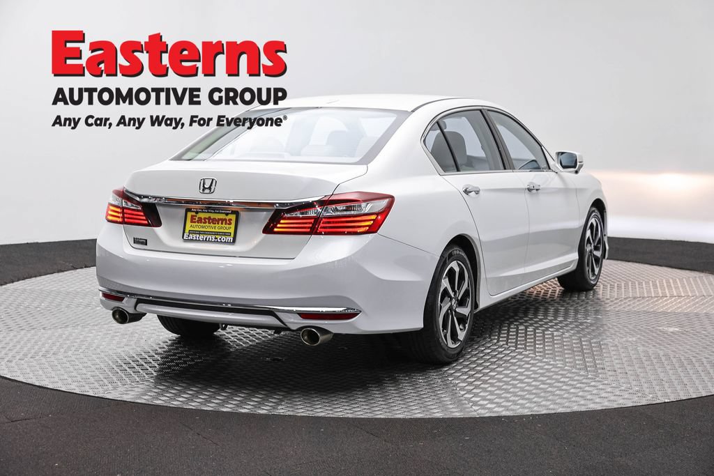 Used 2017 Honda Accord EX-L image 6