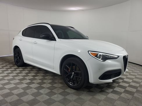 Used 2021 Alfa Romeo Stelvio Ti Sport image 1