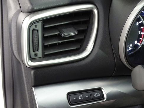 Used 2022 Nissan Maxima SV w/ Floor Mat Group image 18