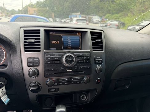 Used 2013 Nissan Armada SV AWD/4WD image 19