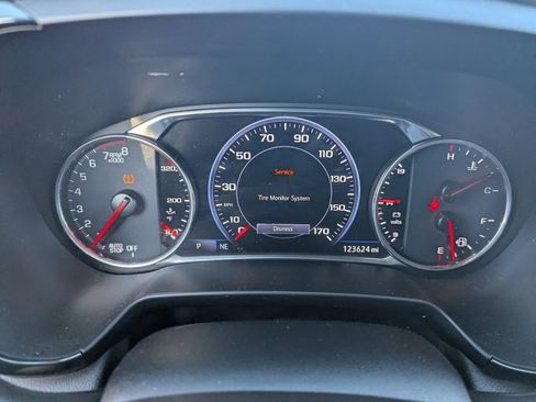 Used 2019 Chevrolet Blazer RS w/ Sun and Wheels Package image 32