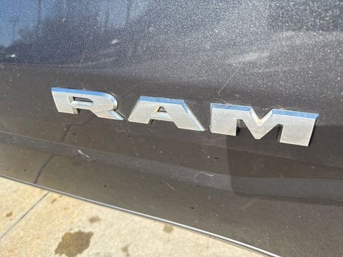 Used 2019 RAM 1500 Big Horn image 10