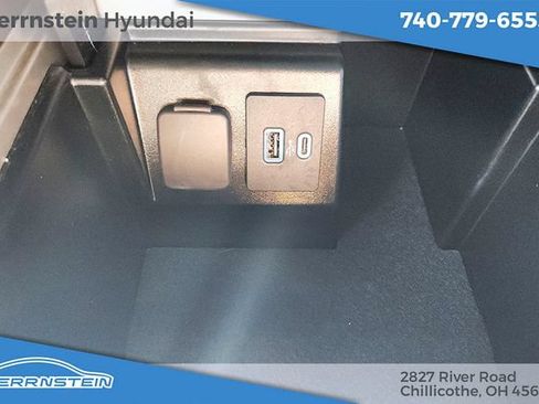 Used 2022 Ford Explorer King Ranch w/ Premium Technology Package AWD/4WD image 23