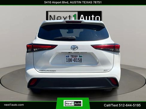 Used 2020 Toyota Highlander XLE FWD image 17