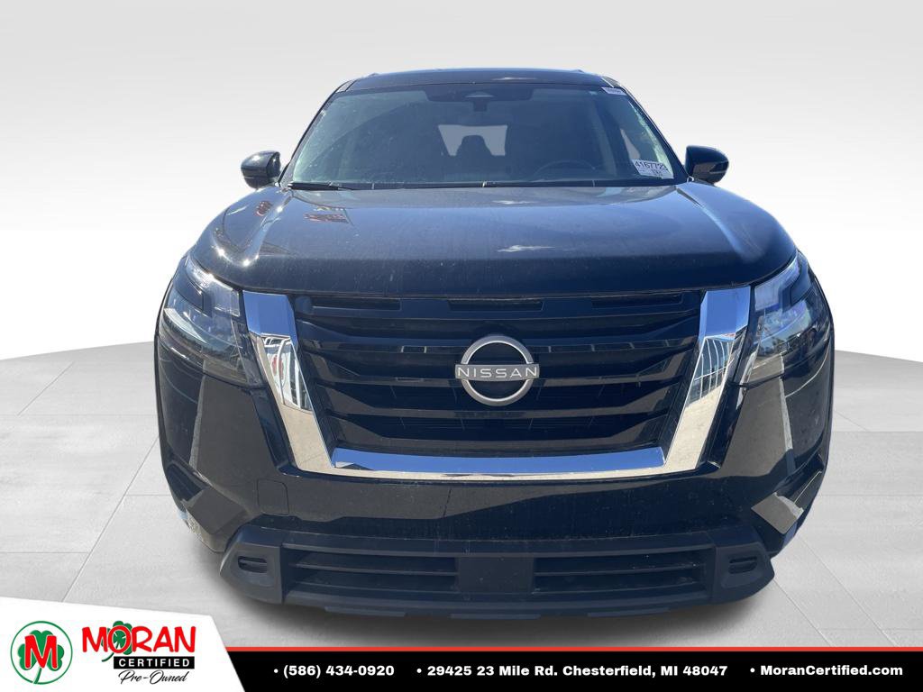 Used 2025 Nissan Pathfinder SV AWD/4WD image 7