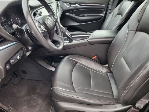 Used 2020 Buick Enclave Avenir w/ Avenir Technology Package AWD/4WD image 9