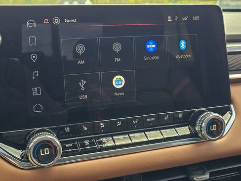 New 2026 GMC Canyon AT4 w/ Technology Plus Package AWD/4WD image 25