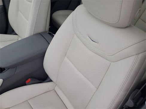 Certified 2024 Cadillac XT6 Premium Luxury w/ LPO, Floor Liner Package image 26