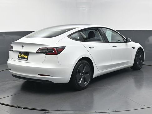 Used 2023 Tesla Model 3 Standard Range RWD image 5