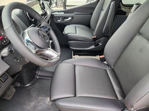 New 2026 Mercedes-Benz Sprinter 3500 image 3
