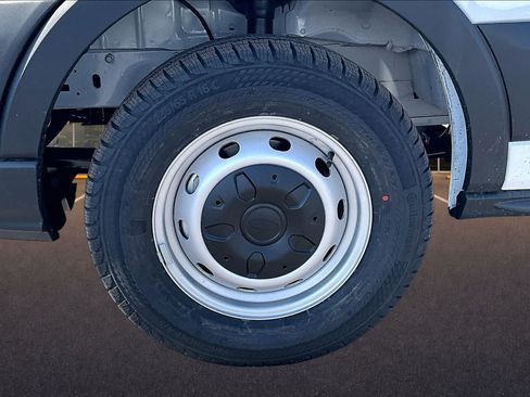 New 2026 Ford Transit 250 148 Medium Roof w/ Load Area Protection Package RWD image 11