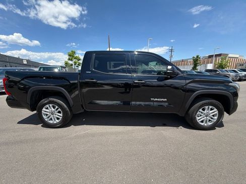 Used 2023 Toyota Tundra SR5 w/ SR5 Convenience Package AWD/4WD image 8