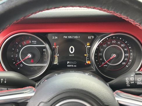 Used 2021 Jeep Wrangler Unlimited Rubicon AWD/4WD image 31