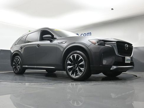 Used 2024 MAZDA CX-90 Plug-In Hybrid w/ Premium Plus AWD/4WD image 23