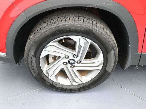 Used 2023 Hyundai Santa Fe SE image 9