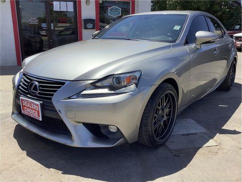 Used 2016 Lexus IS 200t RWD image 2