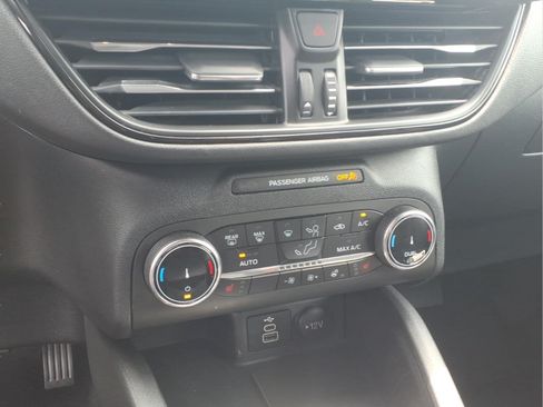 Used 2025 Ford Escape ST-Line Select AWD/4WD image 17