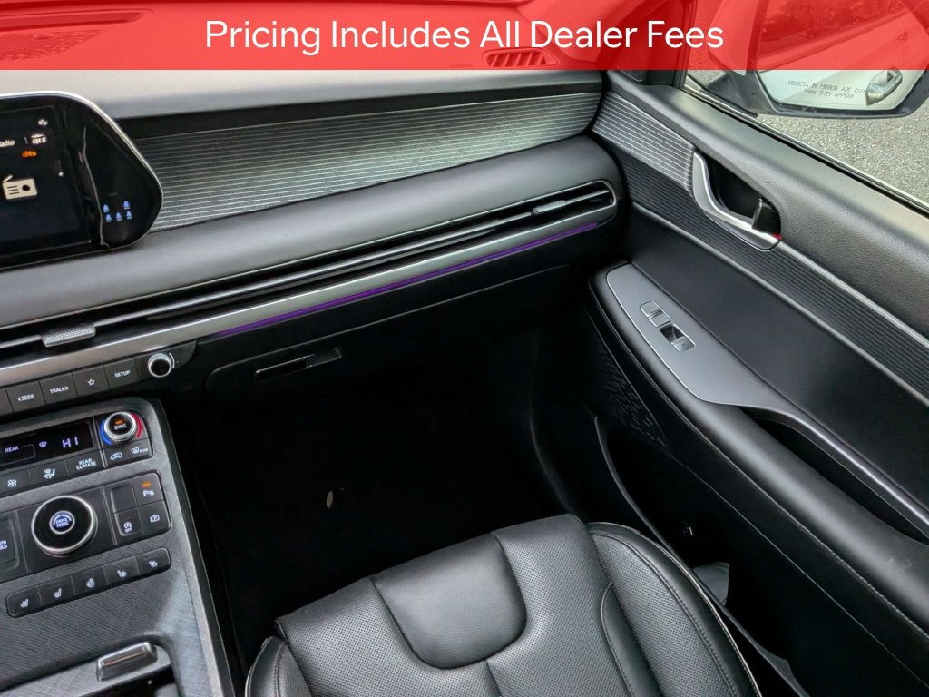 Used 2024 Hyundai Palisade Limited FWD image 18