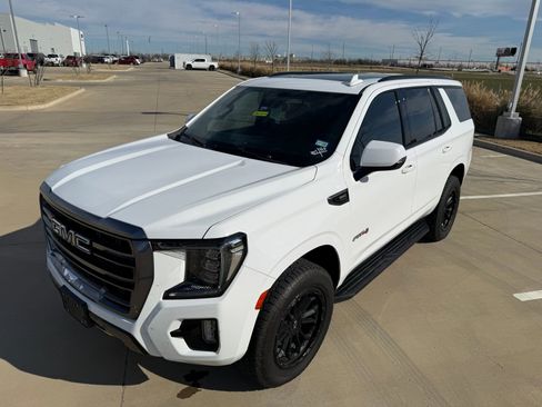 Used 2023 GMC Yukon AT4 image 12