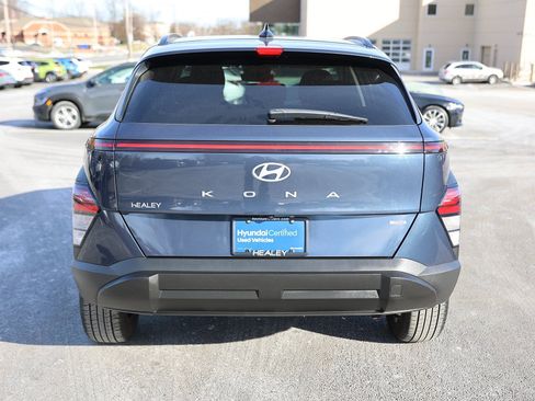 Certified 2025 Hyundai Kona SEL image 6