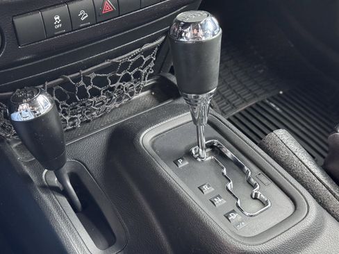 Used 2015 Jeep Wrangler Unlimited Sport w/ Quick Order Package 24S image 21