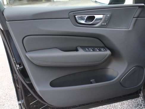 New 2026 Volvo XC60 B5 Plus w/ Protection Package Premier image 9